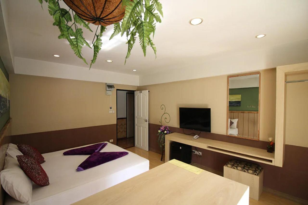 Kaya Place Bangkok Buitenkant foto